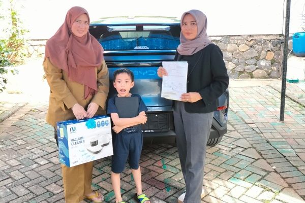 Ibu. Ratna